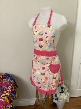 Kitchen style cupcakes cotton apron fits to xl